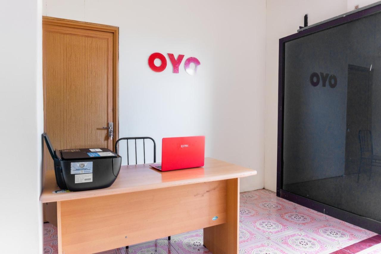 Oyo 3095 Semarapura Homestay Makassar Eksteriør billede